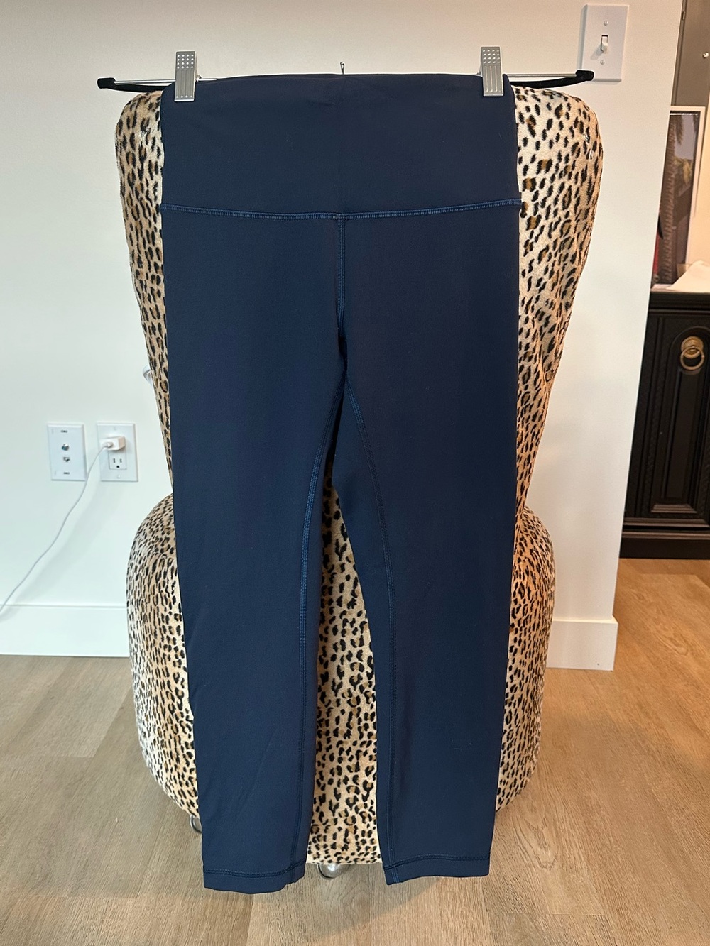 True Navy Wunder Train High-Rise Crop 23" Leggings